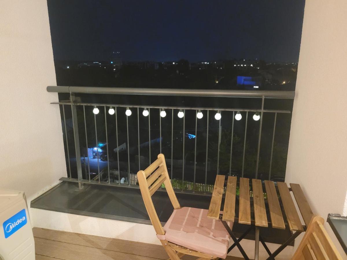 Apartment In Bucharest, Baneasa Green Area Dış mekan fotoğraf